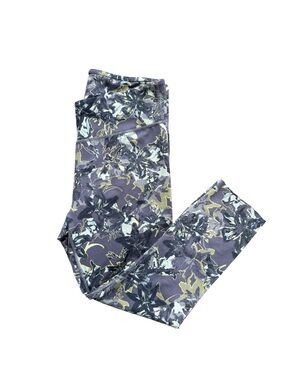 Fabletics Blue Floral Print Cropped Capri Workout Leggings Medium